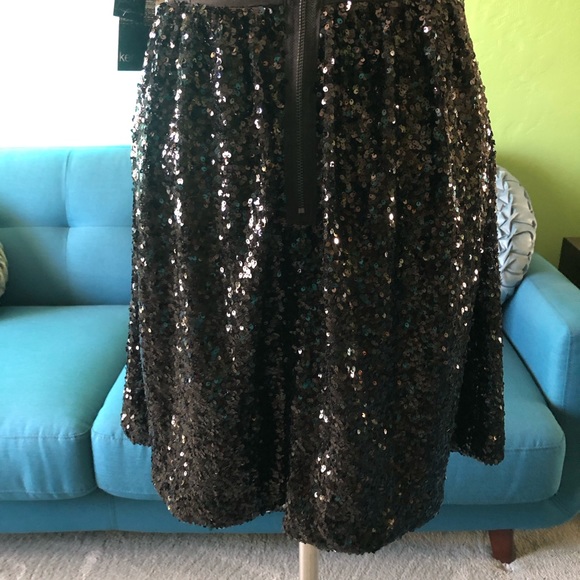 Holiday Dress - Picture 11 of 12